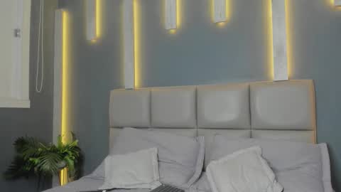 Snapshot of arohomlester chatting on November 2025 11:09:02 AM Arohom Lester online show from November 2025 11:09:02 AM