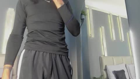 Snapshot of arohomlester chatting on November 2025 10:59:01 AM Arohom Lester online show from November 2025 10:59:01 AM