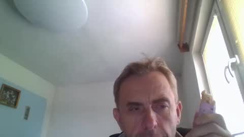 Snapshot of aromannn chatting on September 2025 12:10:01 PM aromannn online show from September 2025 12:10:01 PM