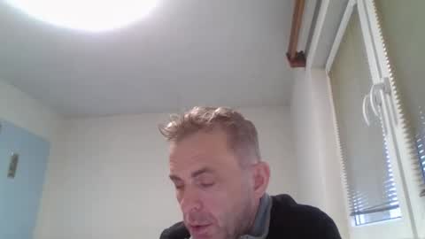 Snapshot of aromannn chatting on November 2025 02:02:01 PM aromannn online show from November 2025 02:02:01 PM