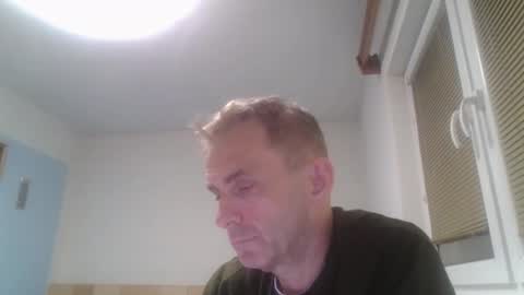 Snapshot of aromannn chatting on November 2025 03:45:01 PM aromannn online show from November 2025 03:45:01 PM