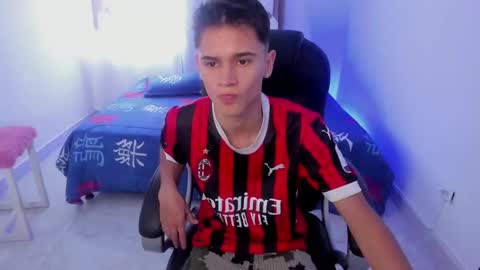 Aaron online show from September 2025 08:13:02 PM