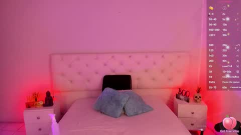 Aron cruz  online show from October 2025 01:20:01 PM