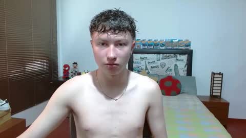 Snapshot of aron_miller18 chatting on January 2025 06:18:01 PM Aaron online show from January 2025 06:18:01 PM