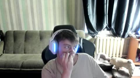 Snapshot of aron_neall chatting on October 2025 06:46:01 AM biggest penis online show from October 2025 06:46:01 AM