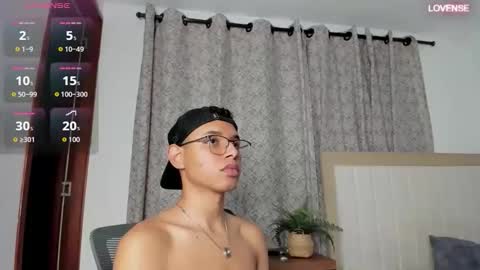 Snapshot of aron_pipeer chatting on September 2025 12:34:01 AM aron_pipeer online show from September 2025 12:34:01 AM
