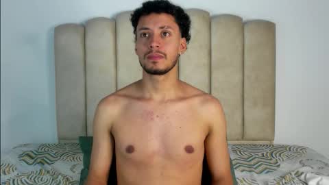 Snapshot of aroncooper1 chatting on October 2025 05:10:01 AM aron cooper online show from October 2025 05:10:01 AM