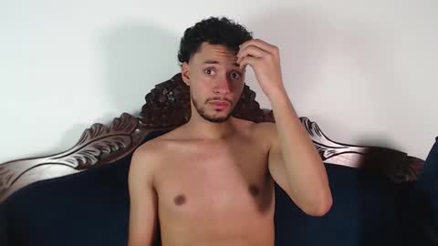 Snapshot of aroncooper1 chatting on October 2025 03:07:01 AM aron cooper online show from October 2025 03:07:01 AM