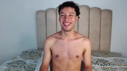 Snapshot of aroncooper1 chatting on November 2025 06:13:01 AM aron cooper online show from November 2025 06:13:01 AM