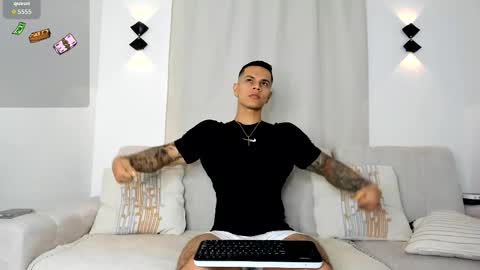 Snapshot of arondark chatting on November 2025 11:58:02 PM DarkMaster online show from November 2025 11:58:02 PM