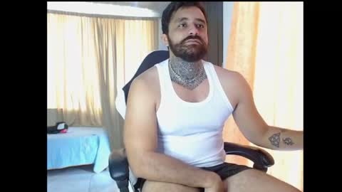 Snapshot of aronmiller404 chatting on November 2025 01:21:02 PM aronmiller online show from November 2025 01:21:02 PM