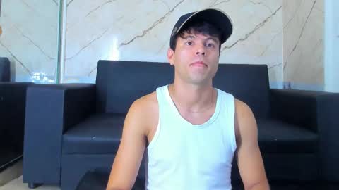 Snapshot of aroon_sexx21 chatting on December 2025 08:58:01 PM Aroon online show from December 2025 08:58:01 PM