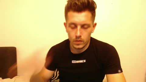 Snapshot of arromwilliam90 chatting on December 2024 12:41:02 PM arromwilliam90 online show from December 2024 12:41:02 PM