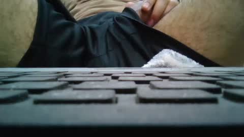 Snapshot of art_max99xxx chatting on September 2025 12:22:02 AM art_max99xxx online show from September 2025 12:22:02 AM