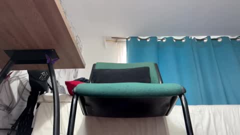 Snapshot of arteemiis chatting on December 2024 11:54:02 AM online show from December 2024 11:54:02 AM