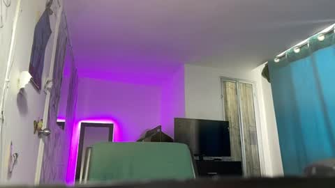 Snapshot of arteemiis chatting on December 2024 08:14:02 PM online show from December 2024 08:14:02 PM