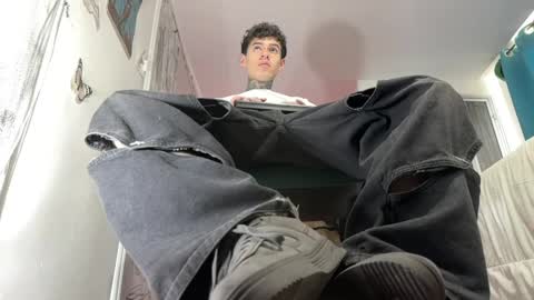 Snapshot of arteemiis chatting on January 2025 10:28:02 AM online show from January 2025 10:28:02 AM