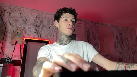 Snapshot of arteemiis chatting on February 2025 10:00:02 PM online show from February 2025 10:00:02 PM