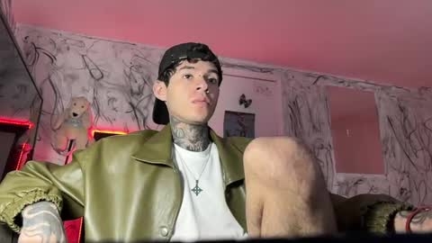 Snapshot of arteemiis chatting on February 2025 02:15:02 PM online show from February 2025 02:15:02 PM