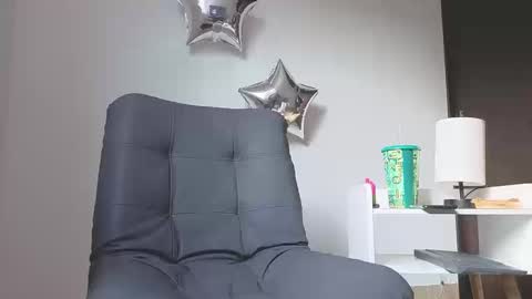 Snapshot of arteemiis chatting on September 2025 12:53:01 PM online show from September 2025 12:53:01 PM