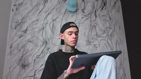 Snapshot of arteemiis chatting on October 2025 02:05:02 PM online show from October 2025 02:05:02 PM