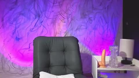 Snapshot of arteemiis chatting on October 2025 09:41:01 AM online show from October 2025 09:41:01 AM