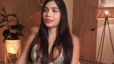 Snapshot of artemia_ chatting on November 2025 12:47:01 AM Amanda online show from November 2025 12:47:01 AM