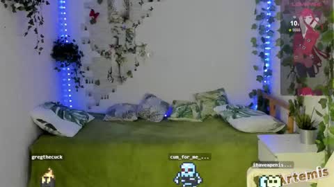 Snapshot of artemis696 chatting on October 2025 03:19:02 PM Artemis my pvt is open and lovense is active online show from October 2025 03:19:02 PM