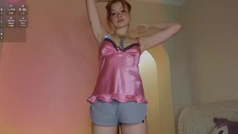 SEE U THURSDAY  online show from February 2025 10:04:02 PM