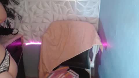 monica online show from October 2025 09:02:01 PM