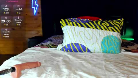 Arthur online show from October 2025 10:58:02 PM