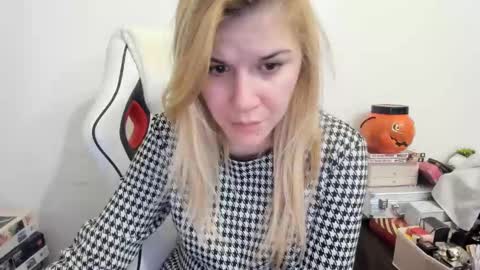 MIA online show from January 2025 07:49:02 PM