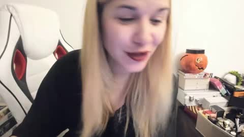 MIA online show from January 2025 06:09:02 PM