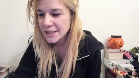 MIA online show from January 2025 06:25:01 PM