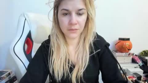 MIA online show from January 2025 09:59:01 PM