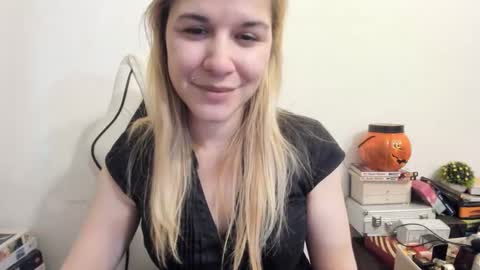 MIA online show from February 2025 06:04:01 PM