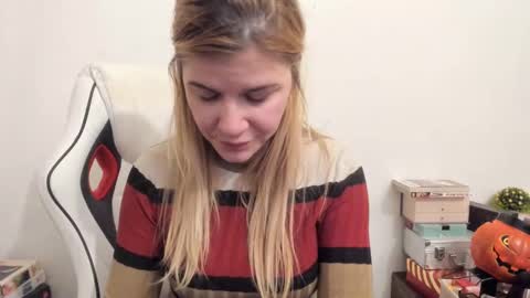 MIA online show from February 2025 08:45:02 PM