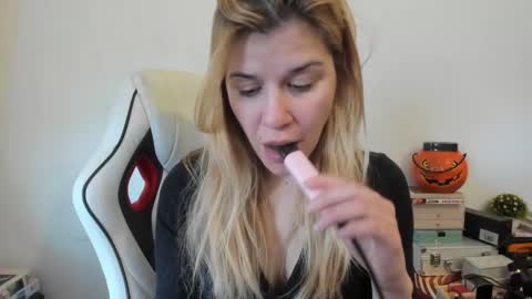 MIA online show from February 2025 11:36:01 AM