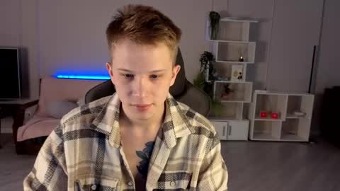 Archie online show from September 2025 02:27:02 AM