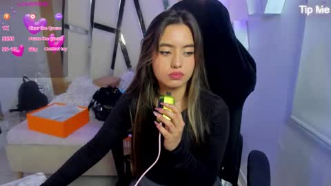 Ary Cooper online show from September 2025 01:49:01 PM