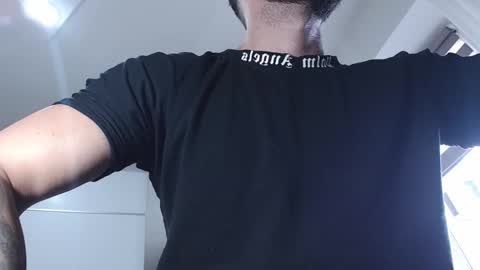 AryanAian1 online show from November 2025 11:22:01 AM