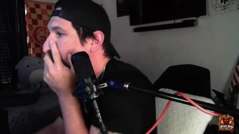 Snapshot of asanator101 chatting on September 2025 03:06:01 PM devilPup75 online show from September 2025 03:06:01 PM