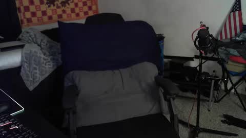 Snapshot of asanator101 chatting on October 2025 03:06:01 AM devilPup75 online show from October 2025 03:06:01 AM