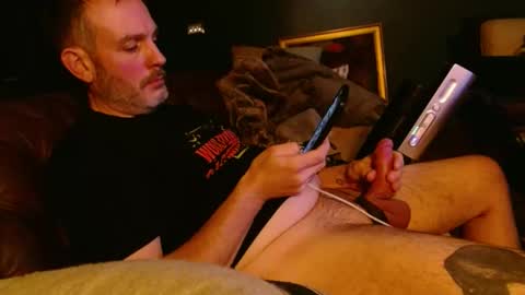 aschke online show from November 2025 12:12:01 AM