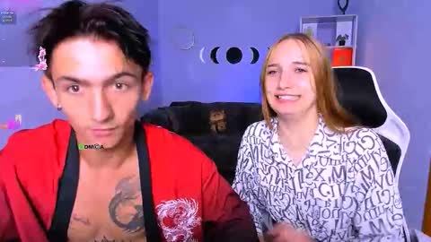 ash_raven_ online show from September 2025 07:15:02 PM