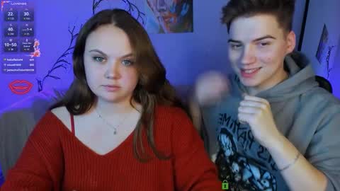 ash_raven_ online show from October 2025 07:02:02 PM