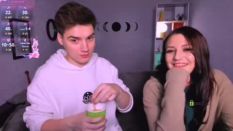 ash_raven_ online show from October 2025 07:14:02 PM