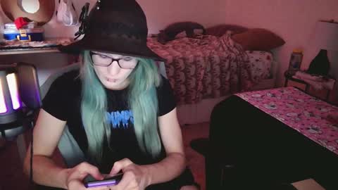 Ashley Scarlett online show from September 2025 06:52:02 PM