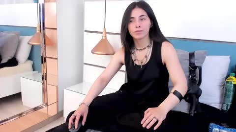 Ashkoreh online show from October 2025 09:11:01 PM