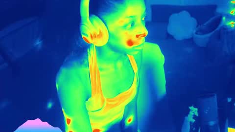 Snapshot of ashledaniella chatting on January 2025 06:01:02 AM Ashle online show from January 2025 06:01:02 AM